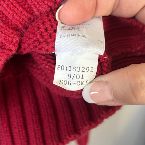 Vintage Tommy Hilfiger Red Crew Neck Sweater Big T Graphic Size XS/S - Picture 6 of 6